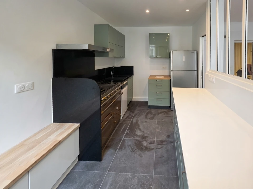 Salle de bain avant et après rénovation complète